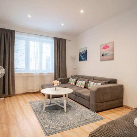Sukromny Staromestsky Apartman V Uzasnej Lokalite/Cozy Old-Town Apartment In A Great Neighborhood Bratislava Exterior photo